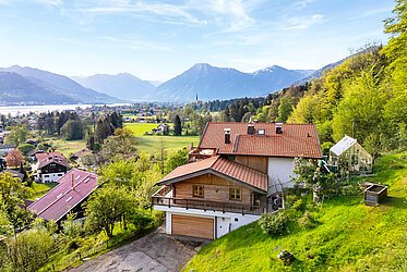 Landhausvilla mit phantastischem Panoramablick über den Tegernsee