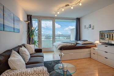 带南向阳台、泳池及山景