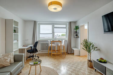 位于安静住宅区的明亮舒适公寓