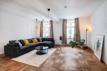 Urbane 2-Zimmer Wohnung mit Innenhof-Balkon